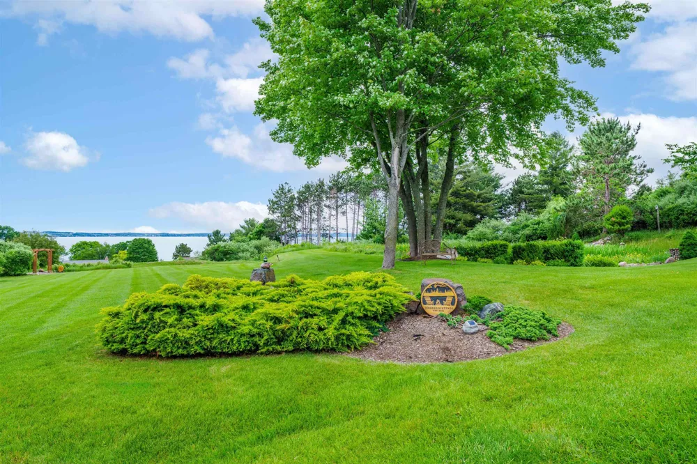 3333 Kirkridge Drive Acme Township, MI 49690