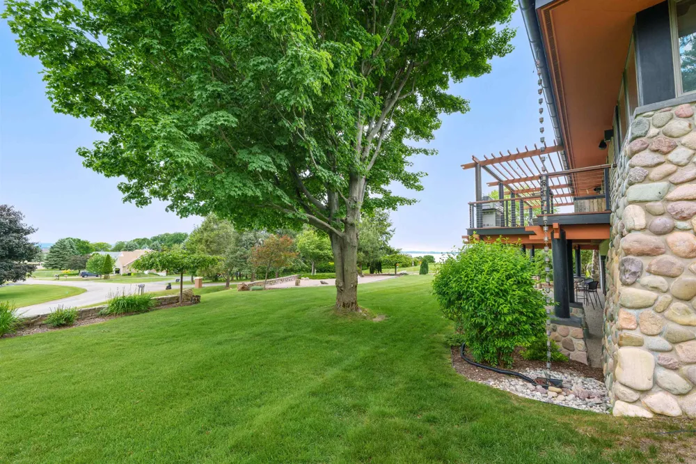 3333 Kirkridge Drive Acme Township, MI 49690