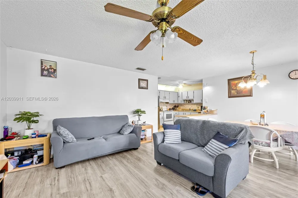 5839 La Pinata Blvd #C-2 Green Acres, FL 33463