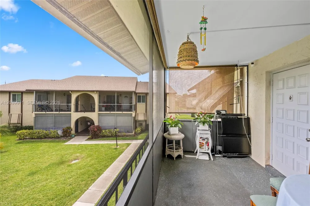5839 La Pinata Blvd #C-2 Green Acres, FL 33463