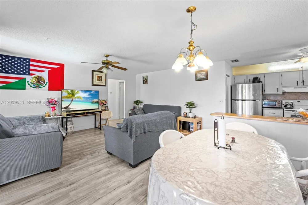 5839 La Pinata Blvd #C-2 Green Acres, FL 33463