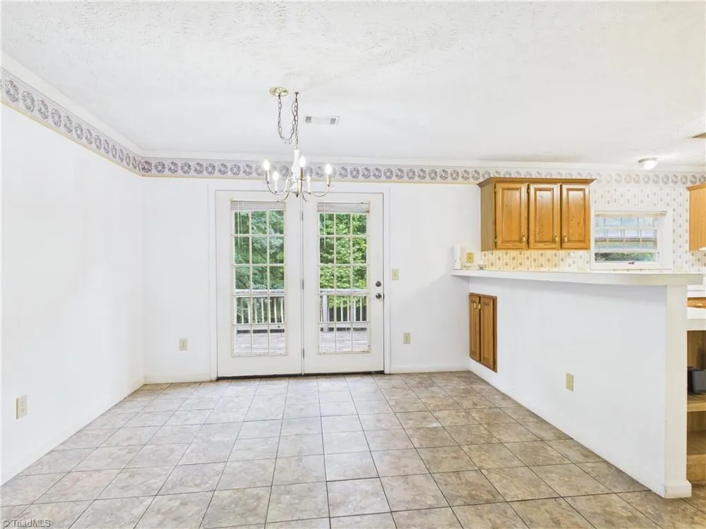 2094 Asheboro School Road Asheboro, NC 27203