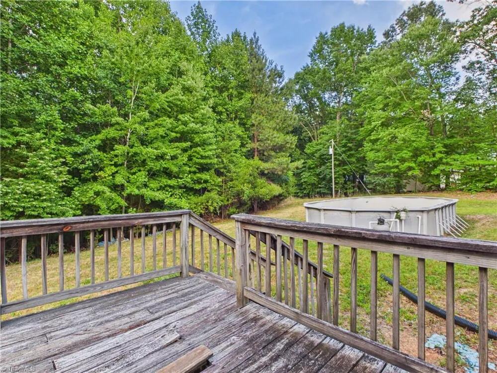 2094 Asheboro School Road Asheboro, NC 27203