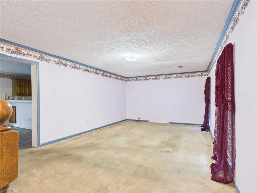 2094 Asheboro School Road Asheboro, NC 27203