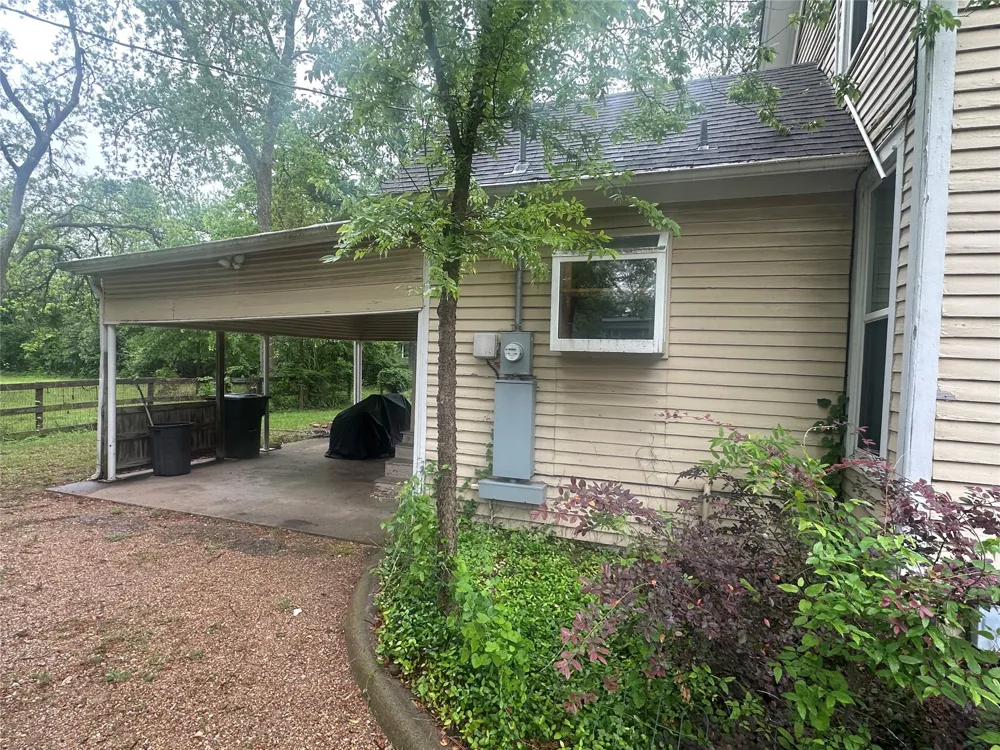 504 1st Street Terrell, TX 75160
