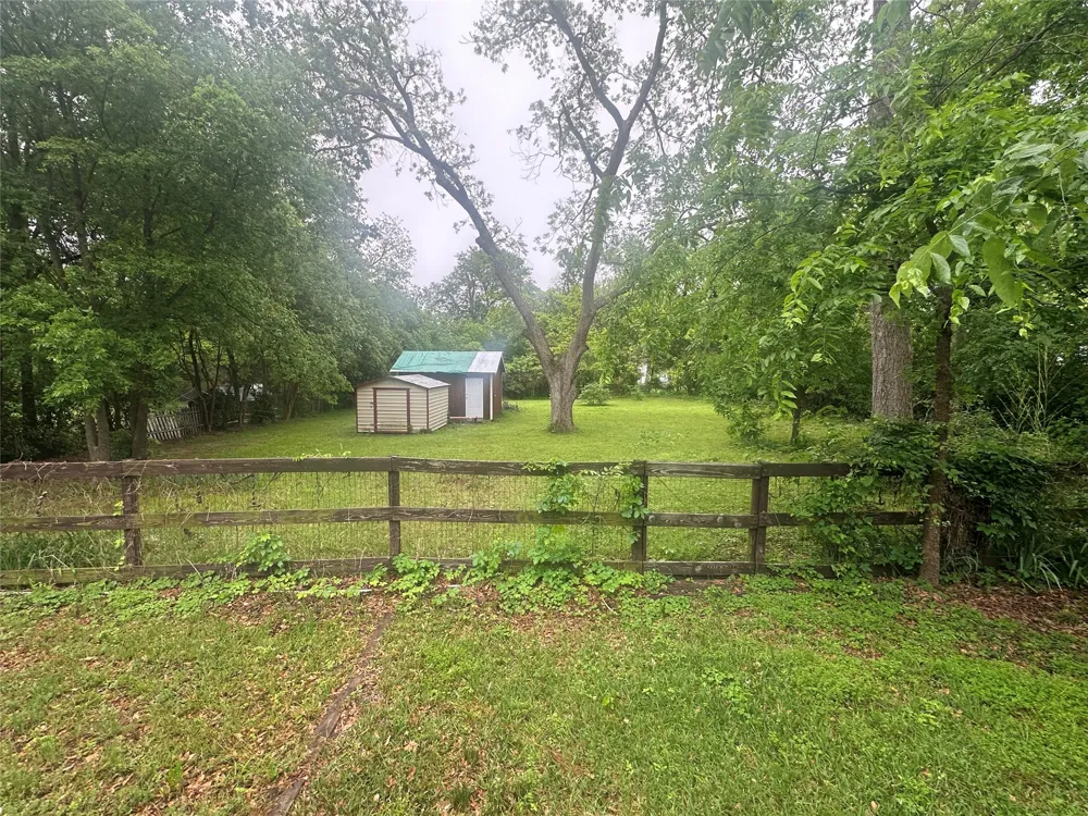 504 1st Street Terrell, TX 75160