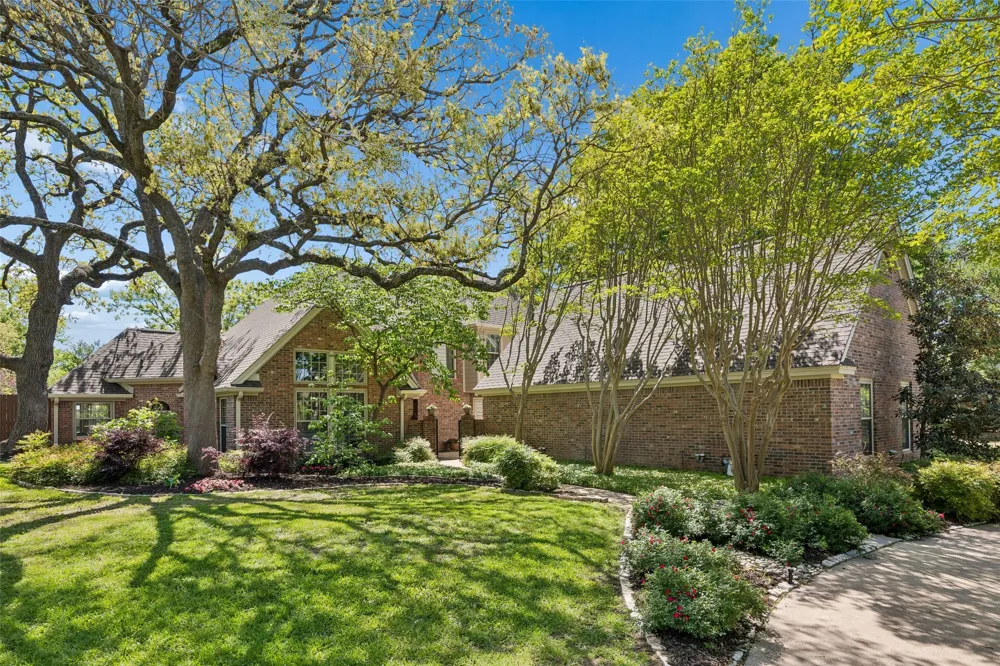 1355 Woodbrook Lane Southlake, TX 76092
