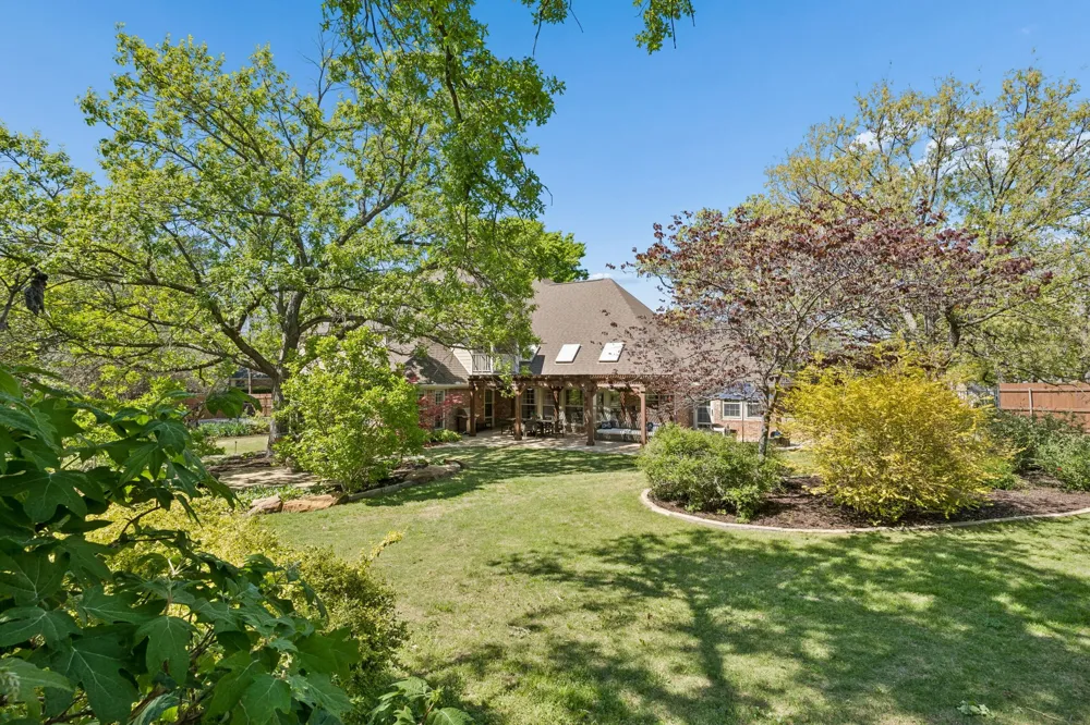 1355 Woodbrook Lane Southlake, TX 76092