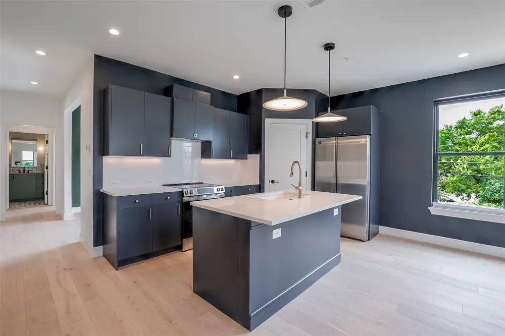 309 W Daggett Avenue #207 Fort Worth, TX 76104