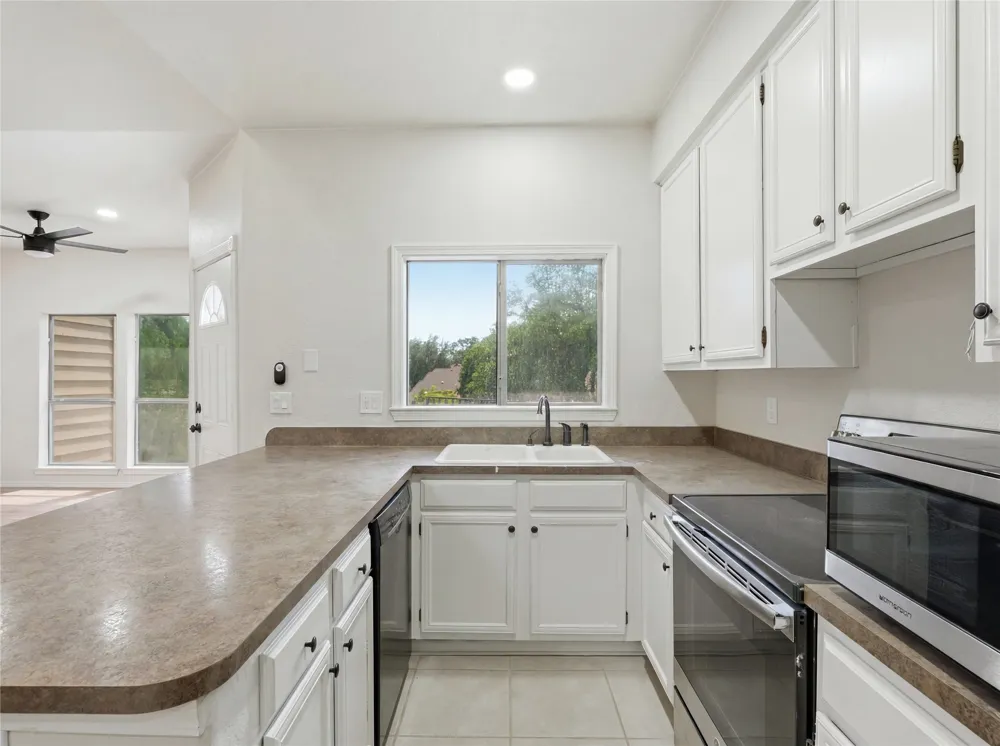 119 Summer View Pottsboro, TX 75076