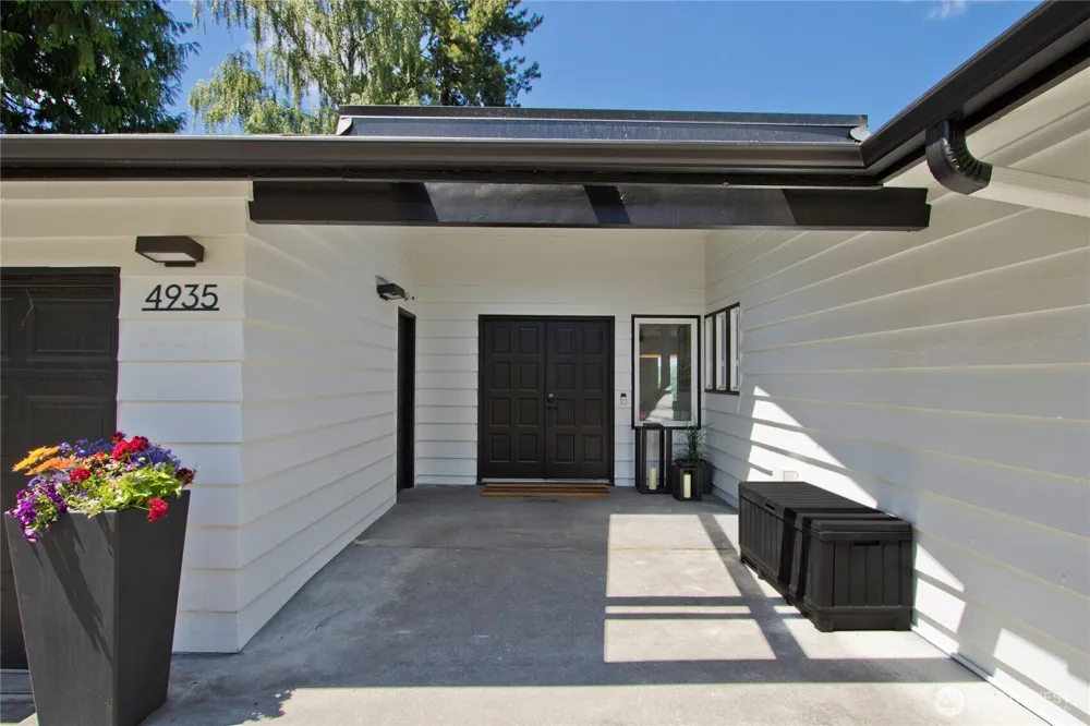 4935 116th Place SE Bellevue, WA 98006