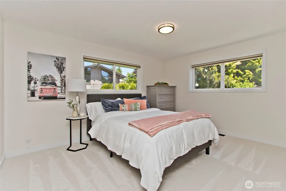 4935 116th Place SE Bellevue, WA 98006