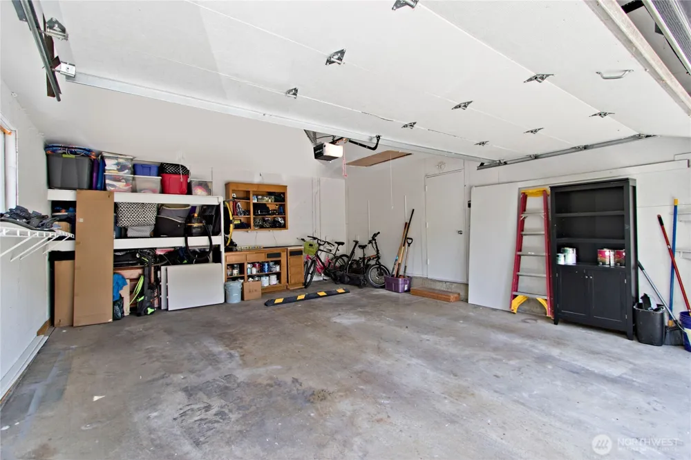 4935 116th Place SE Bellevue, WA 98006