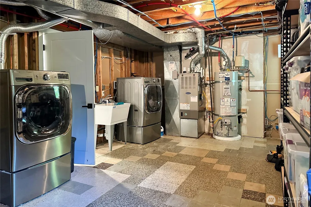 4935 116th Place SE Bellevue, WA 98006