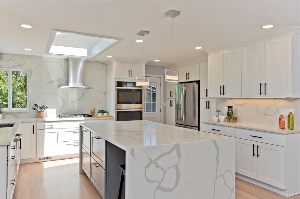 4935 116th Place SE Bellevue, WA 98006