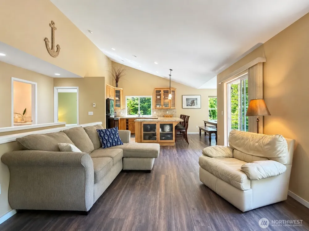 79 G  Mukilteo Way Hat Island, WA 98206