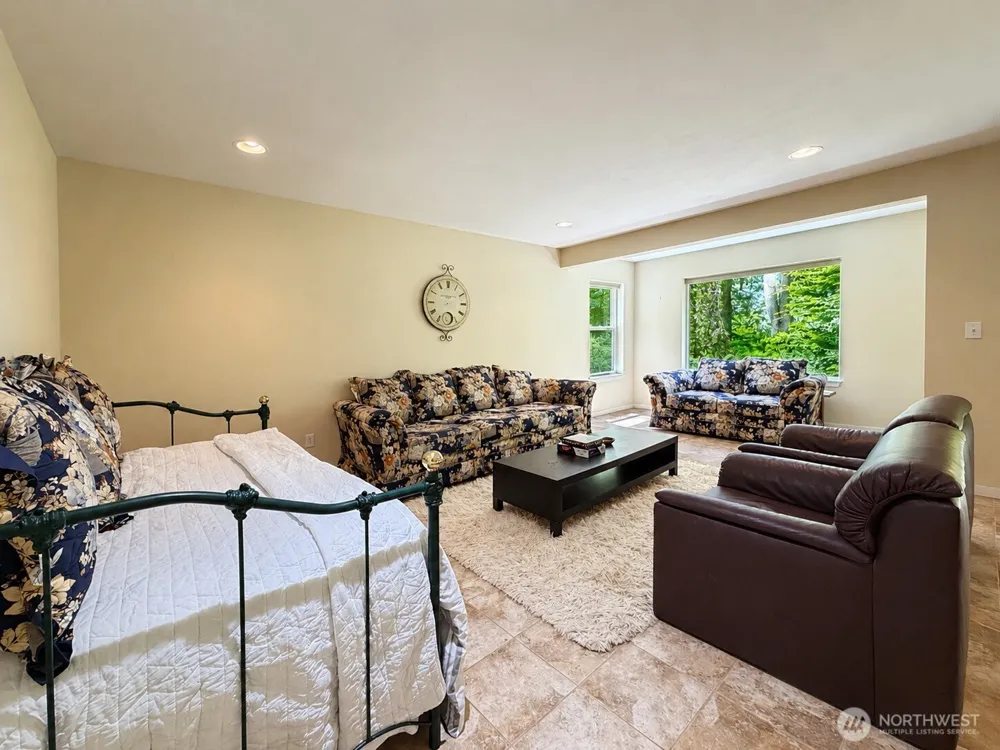 79 G  Mukilteo Way Hat Island, WA 98206