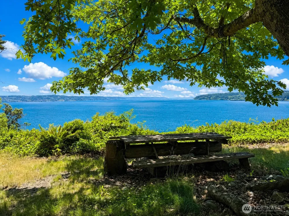 79 G  Mukilteo Way Hat Island, WA 98206