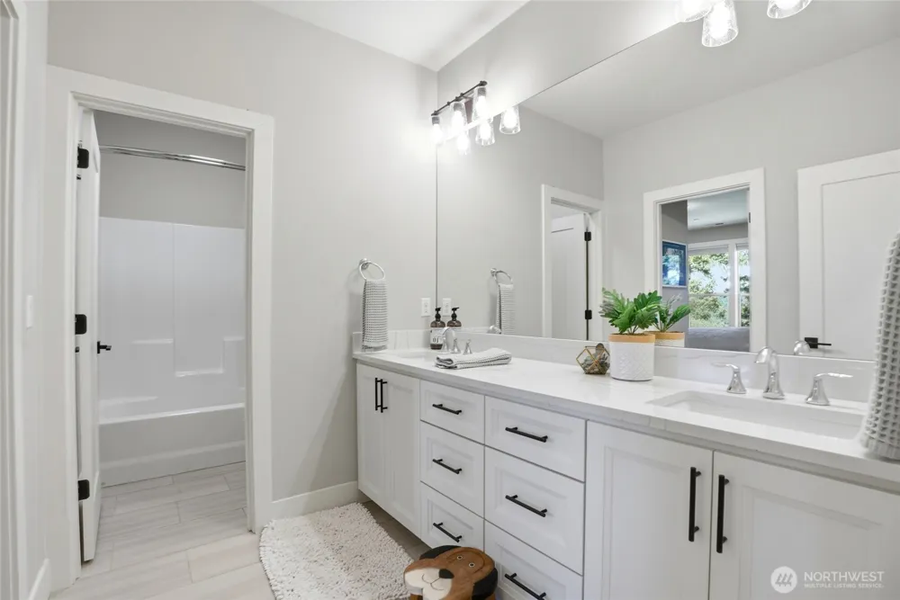 3011 NW Lake Road Camas, WA 98607