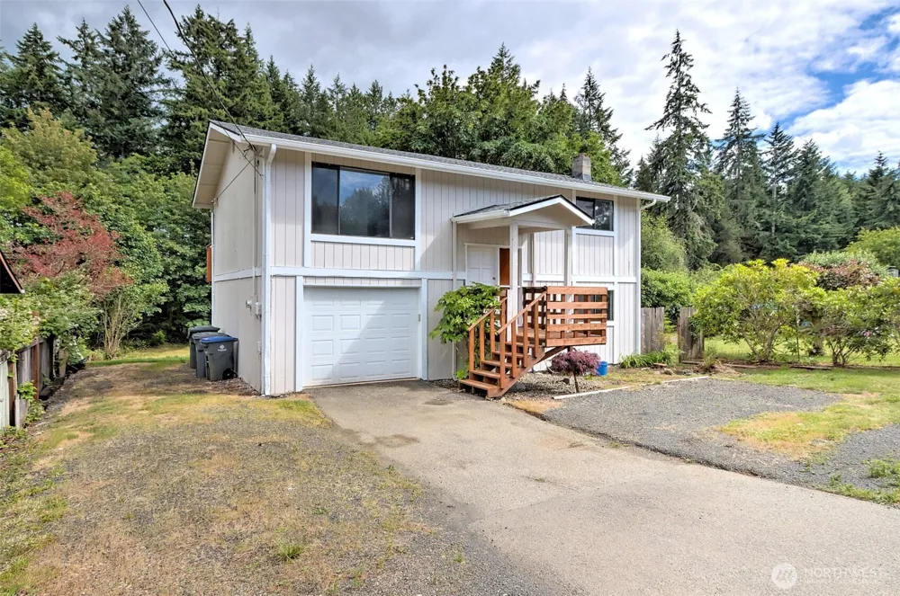 2064 Lake Boulevard Shelton, WA 98584