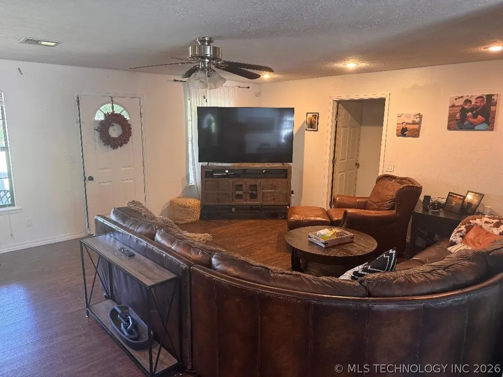 49050 Highway 112 Poteau, OK 74953