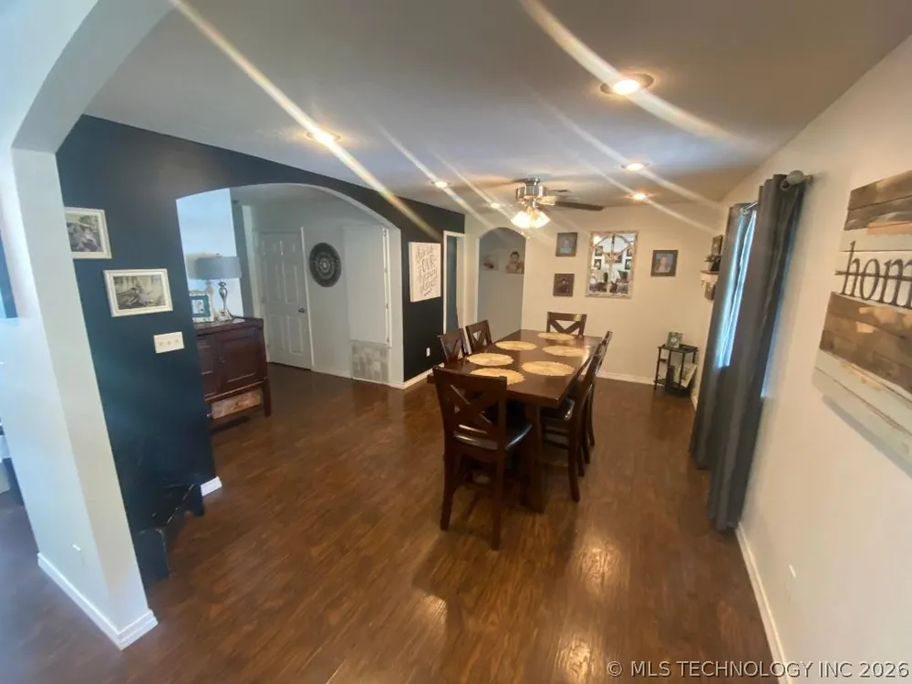 49050 Highway 112 Poteau, OK 74953