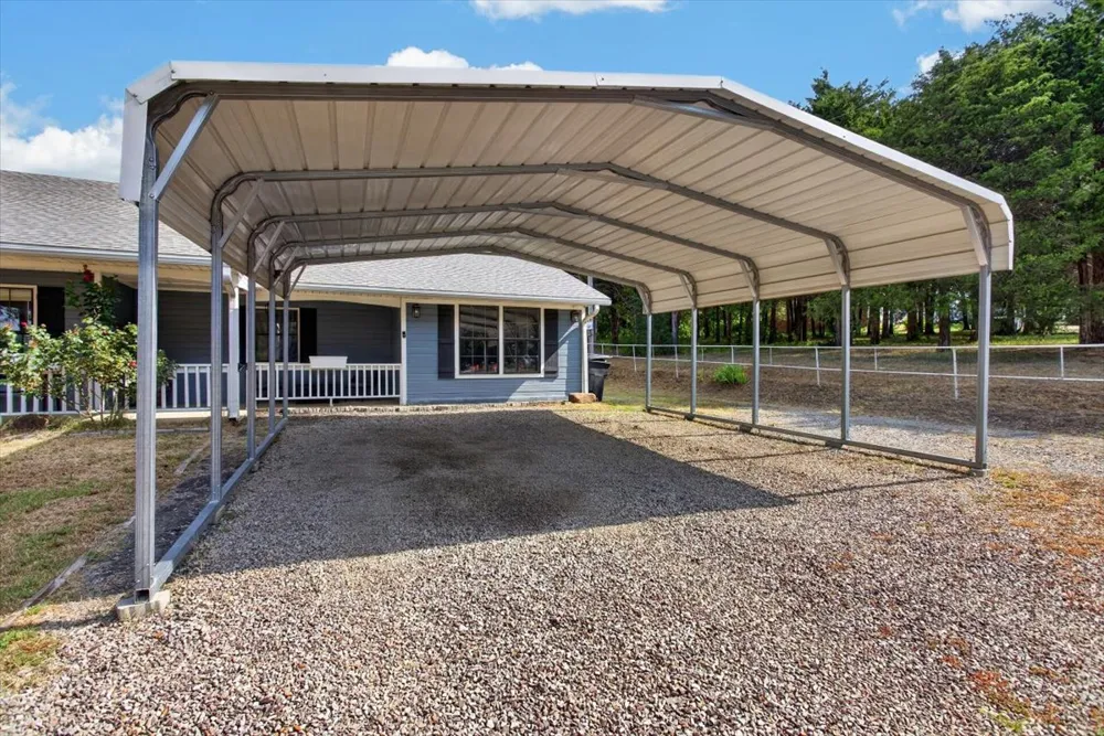 49050 Highway 112 Poteau, OK 74953
