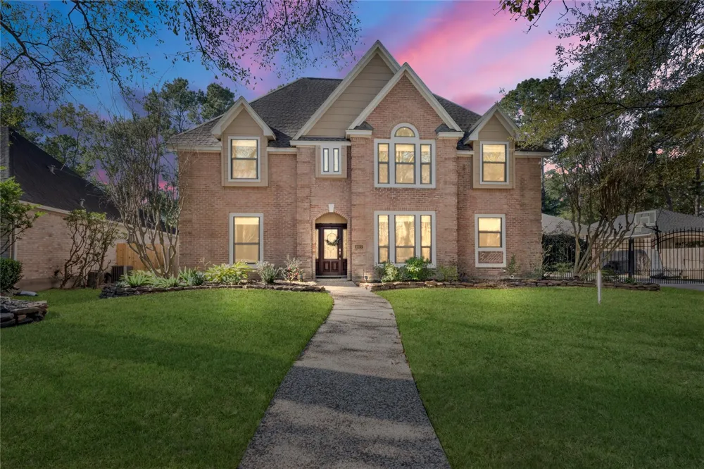 1627 Lofty Maple Trail Kingwood, TX 77345