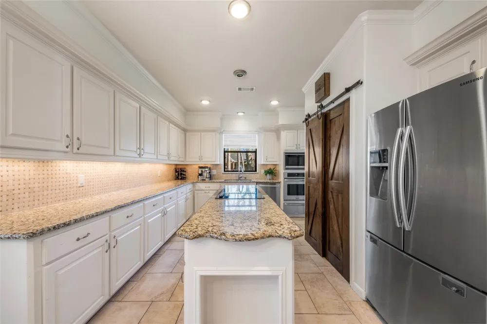 1627 Lofty Maple Trail Kingwood, TX 77345