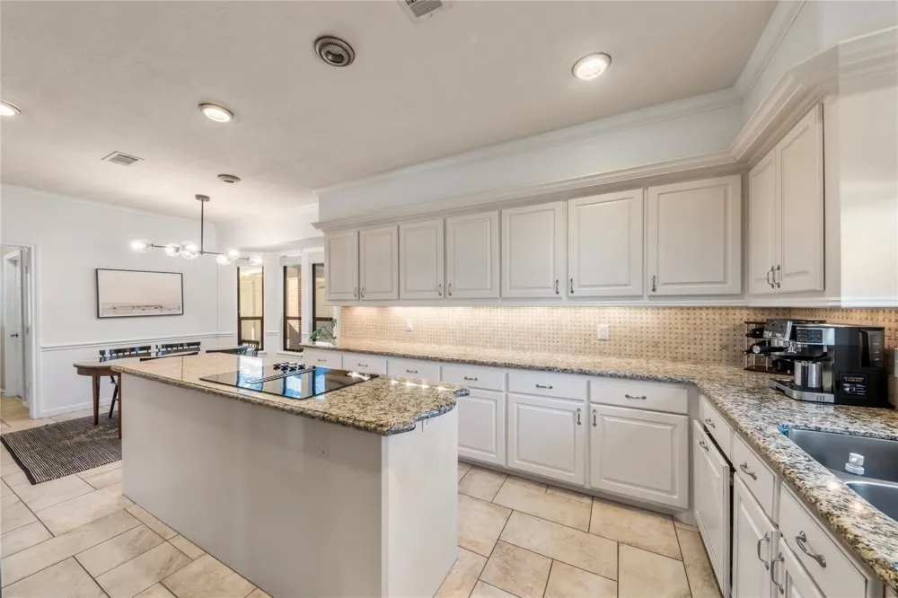 1627 Lofty Maple Trail Kingwood, TX 77345