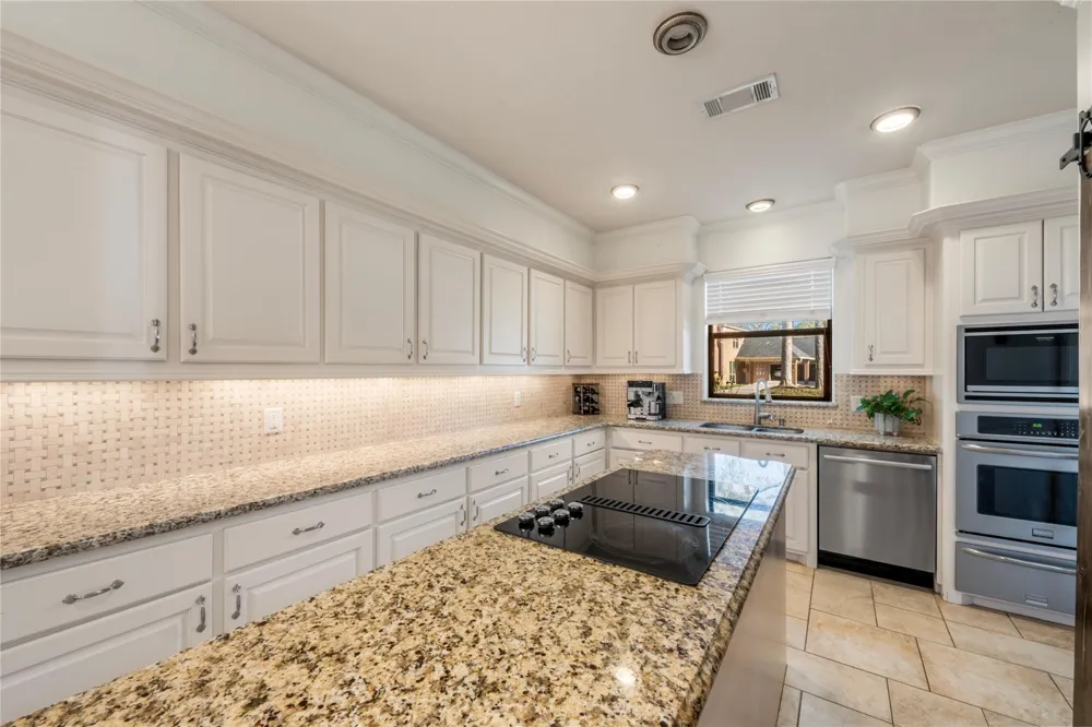 1627 Lofty Maple Trail Kingwood, TX 77345