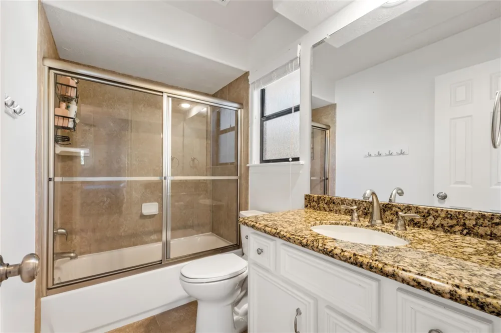 1627 Lofty Maple Trail Kingwood, TX 77345