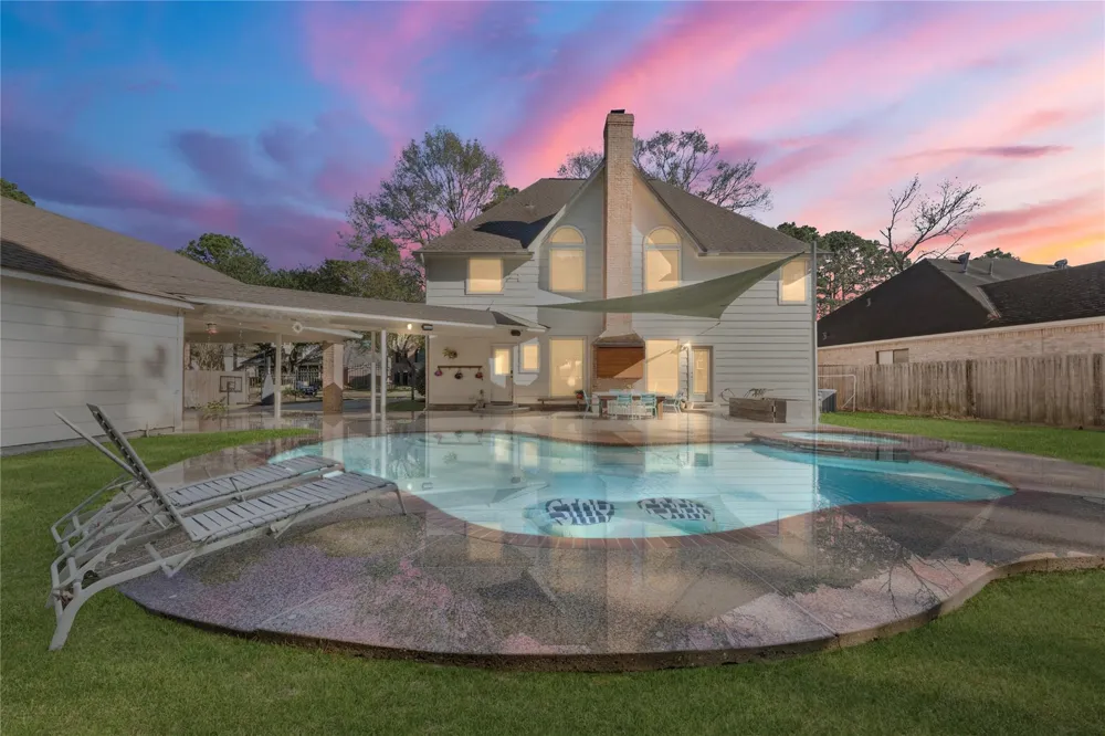 1627 Lofty Maple Trail Kingwood, TX 77345
