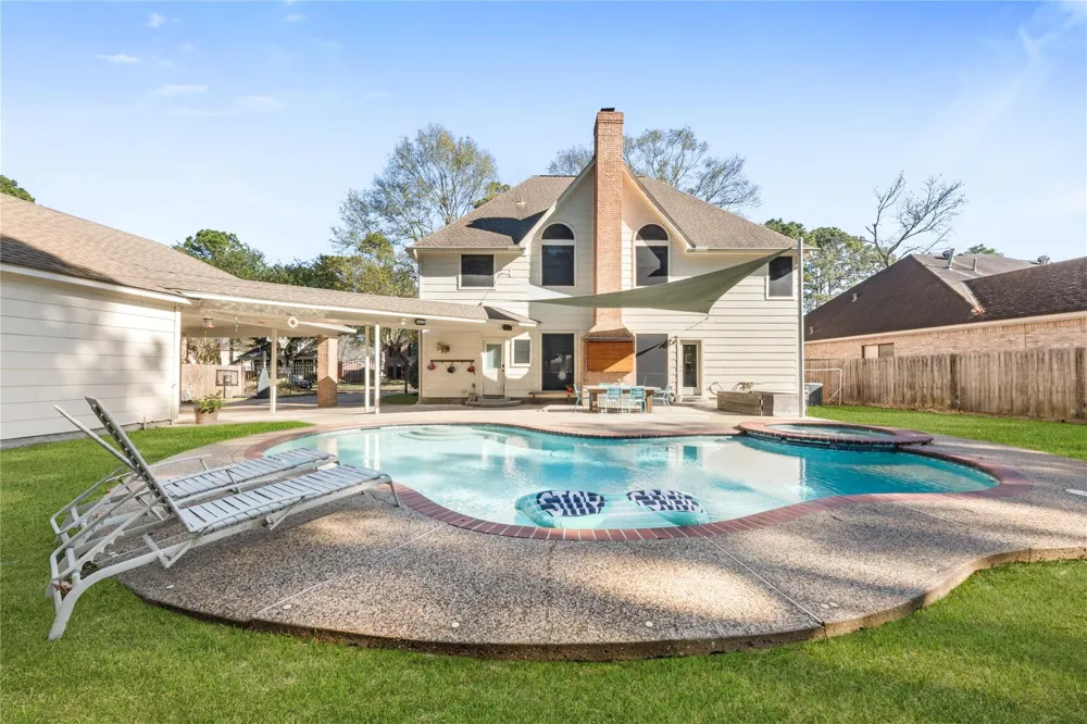 1627 Lofty Maple Trail Kingwood, TX 77345