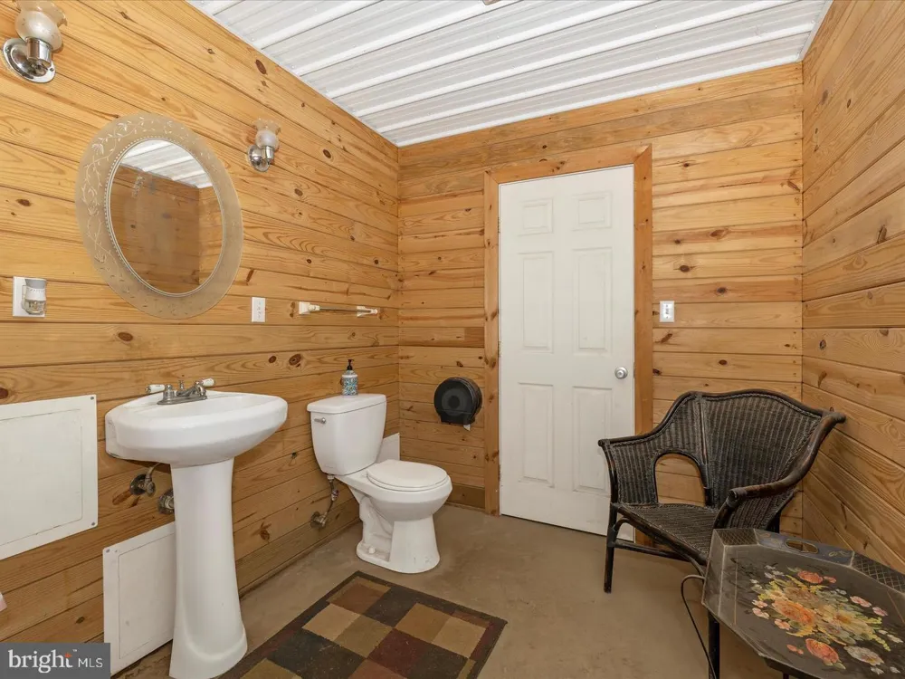 15104 GARDNER ROAD Waldorf, MD 20601
