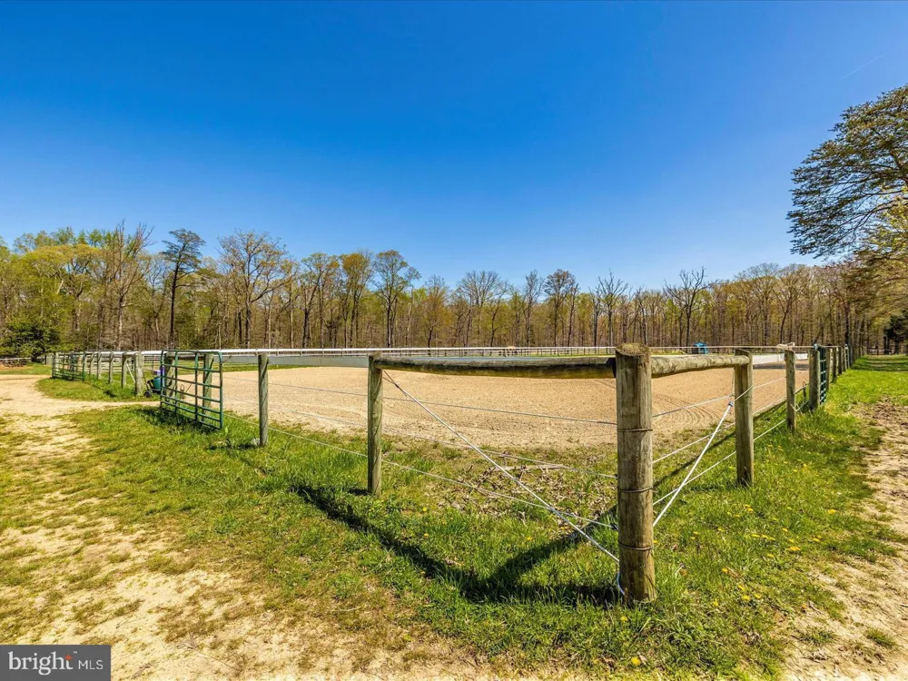 15104 GARDNER ROAD Waldorf, MD 20601