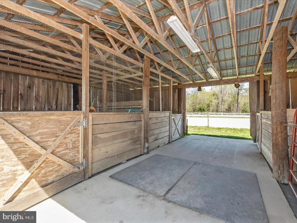 15104 GARDNER ROAD Waldorf, MD 20601