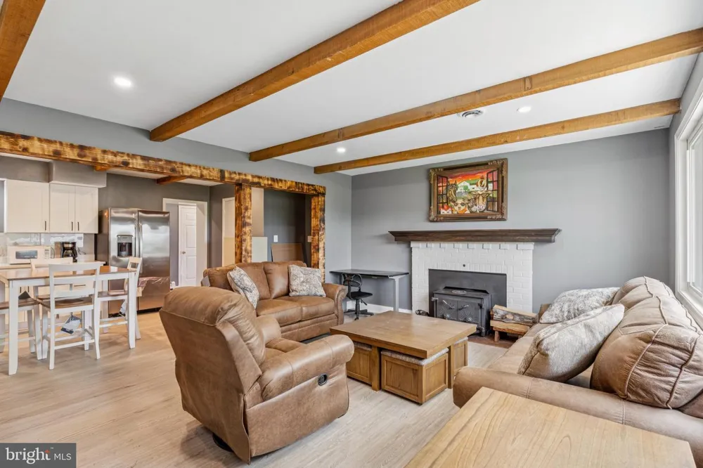 15104 GARDNER ROAD Waldorf, MD 20601