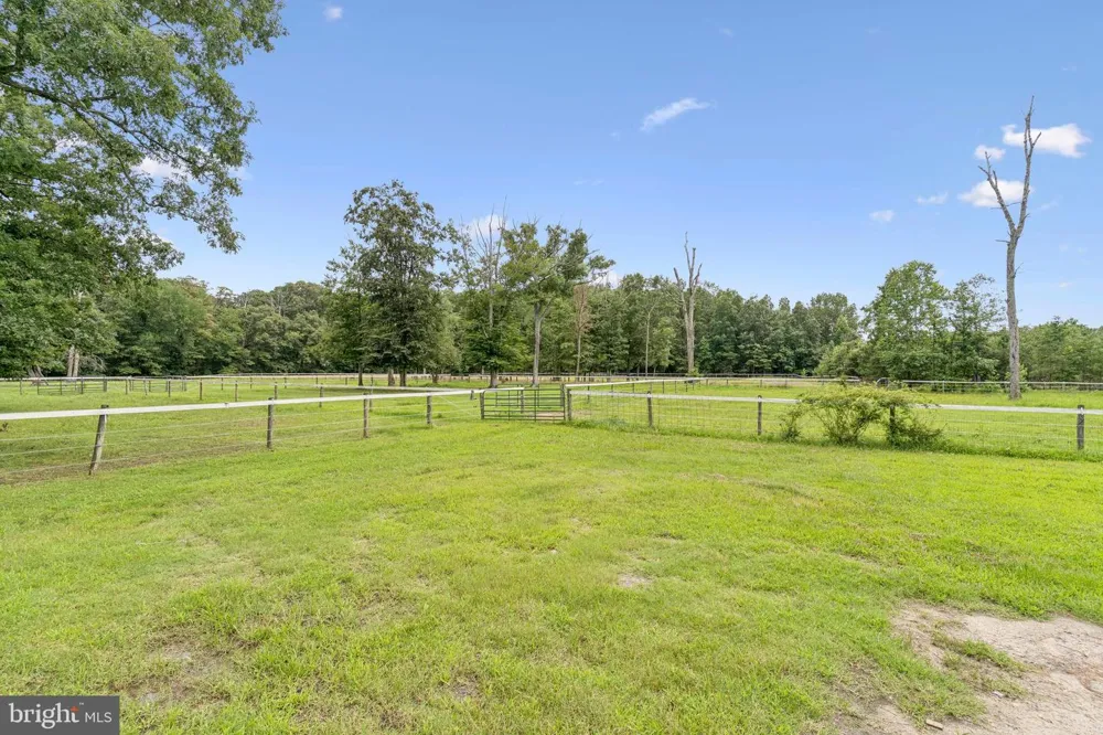 15104 GARDNER ROAD Waldorf, MD 20601