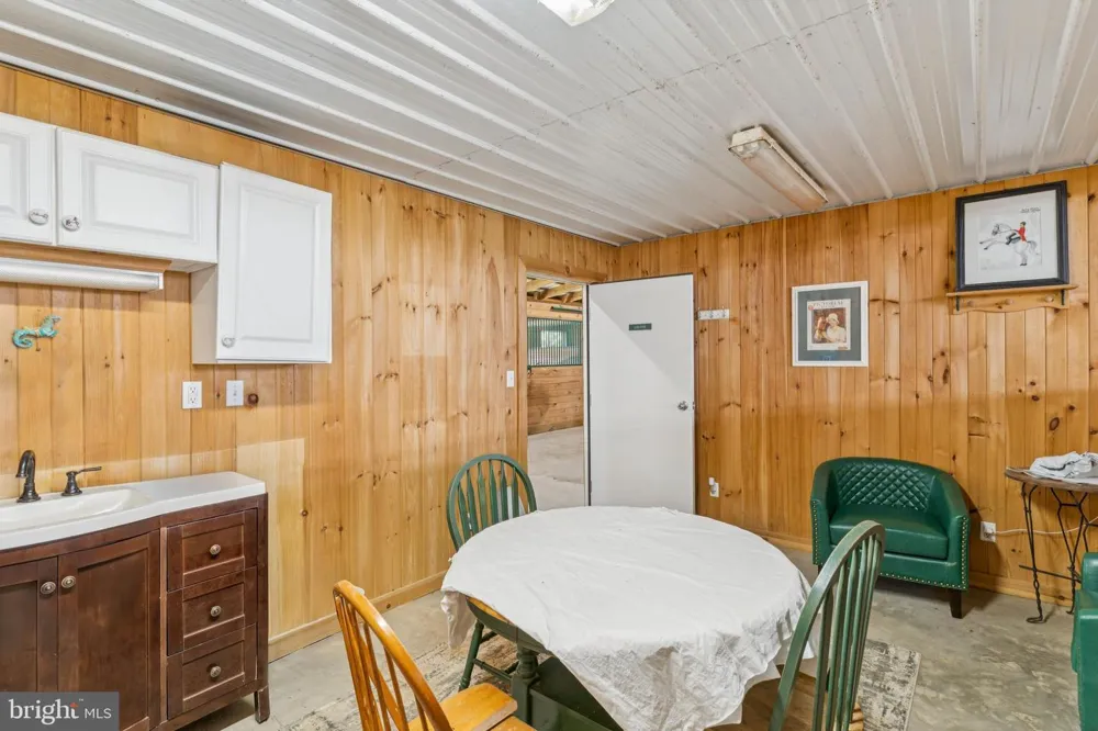 15104 GARDNER ROAD Waldorf, MD 20601