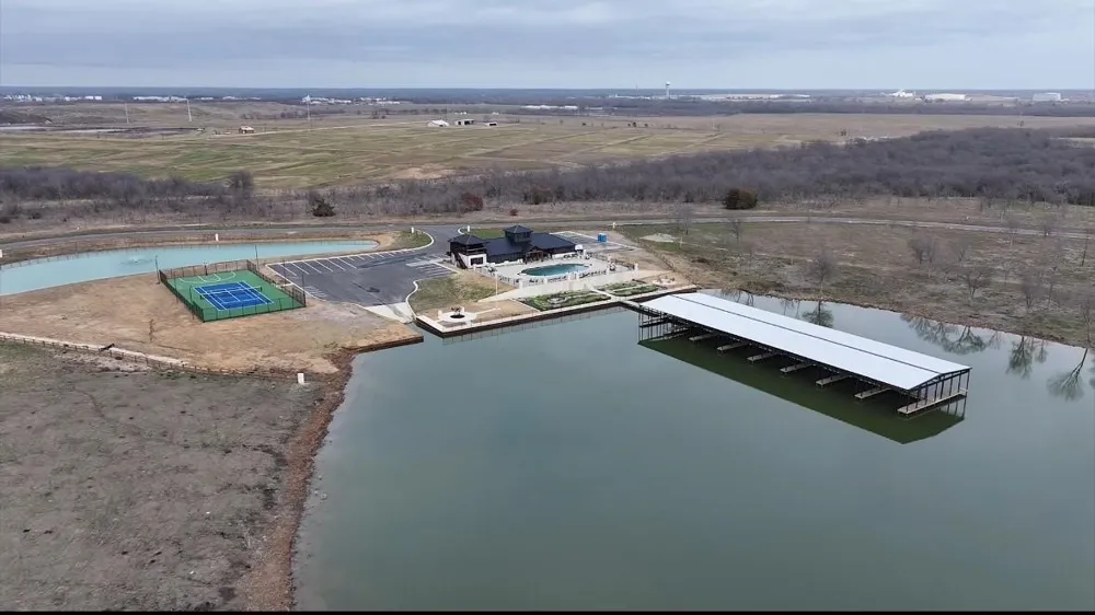 WATERFRONT CLUB Corsicana, TX 75110