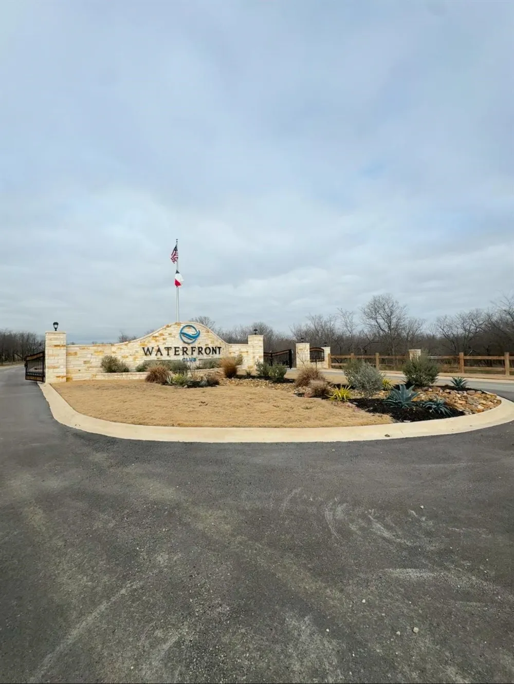 WATERFRONT CLUB Corsicana, TX 75110
