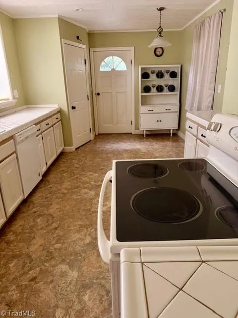 2600 NC Highway 8 Danbury, NC 27016