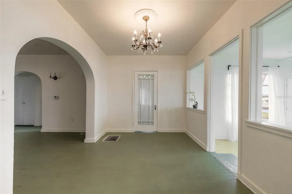 255 LEXINGTON DRIVE Daytona Beach, FL 32114