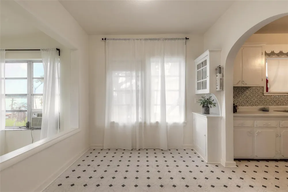 255 LEXINGTON DRIVE Daytona Beach, FL 32114