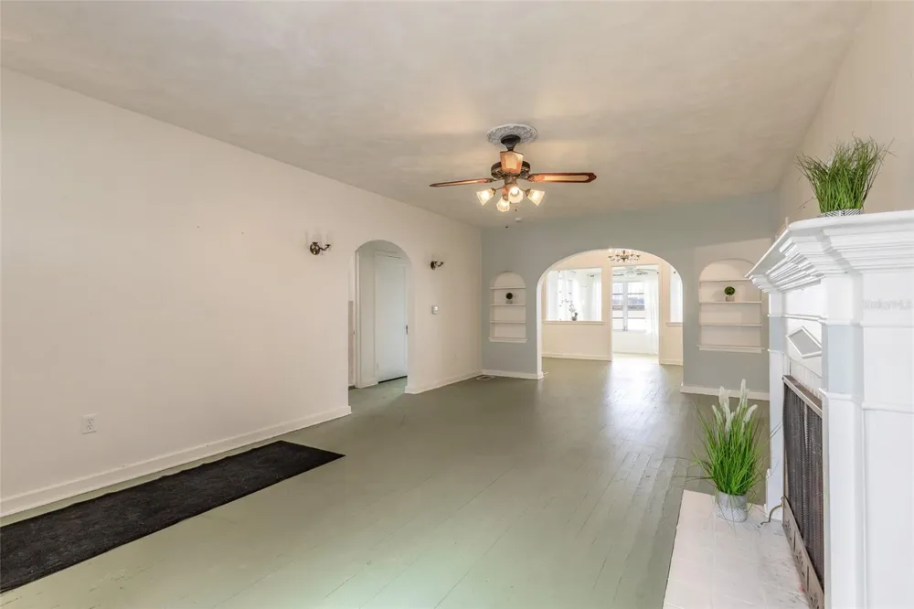 255 LEXINGTON DRIVE Daytona Beach, FL 32114