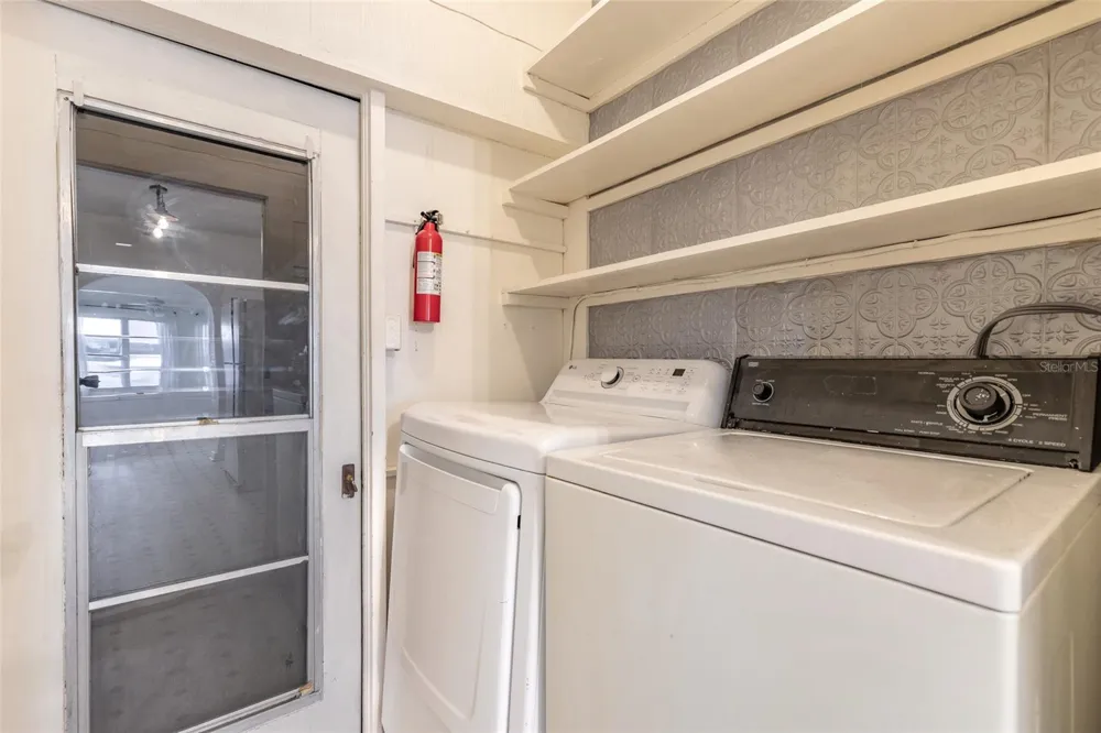 255 LEXINGTON DRIVE Daytona Beach, FL 32114