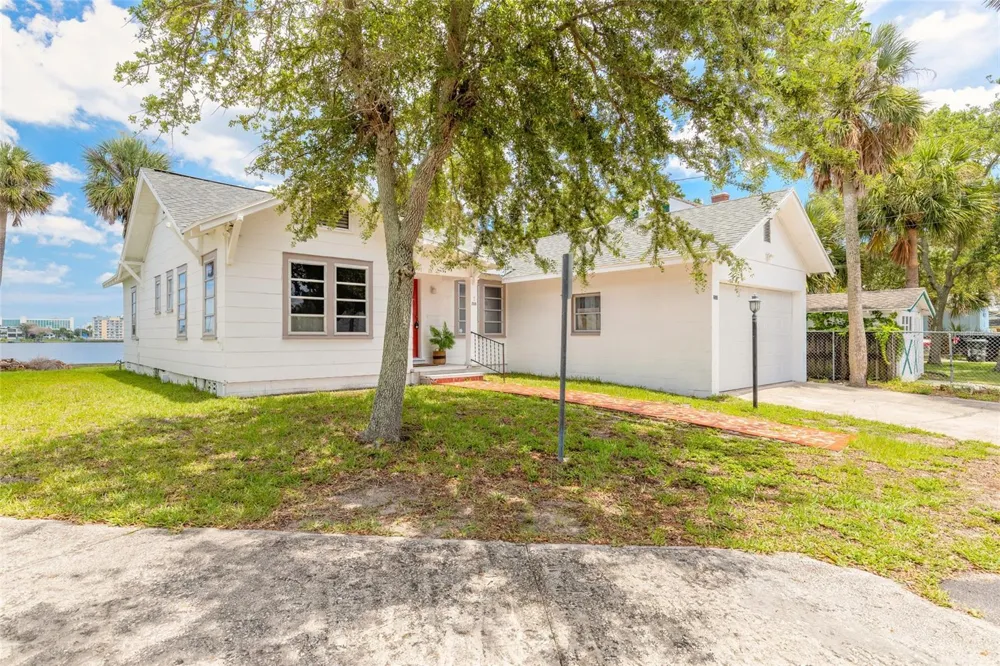 255 LEXINGTON DRIVE Daytona Beach, FL 32114