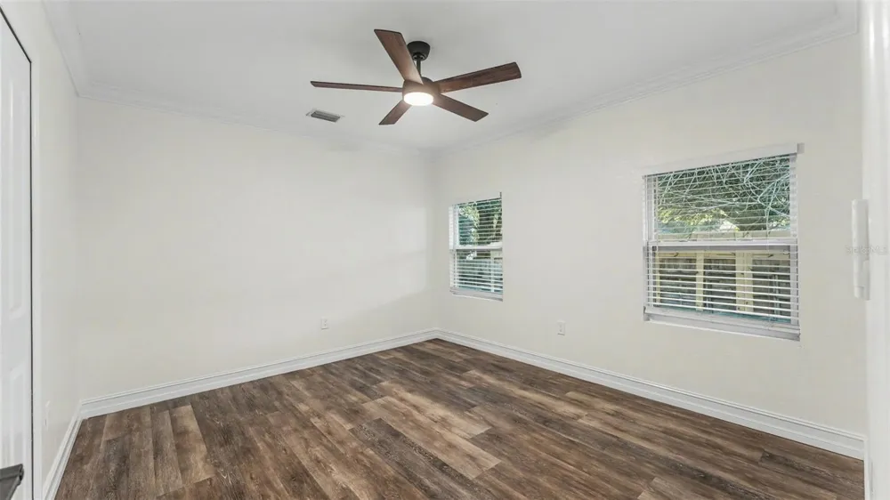 1821 W CHASE STREET Lakeland, FL 33815