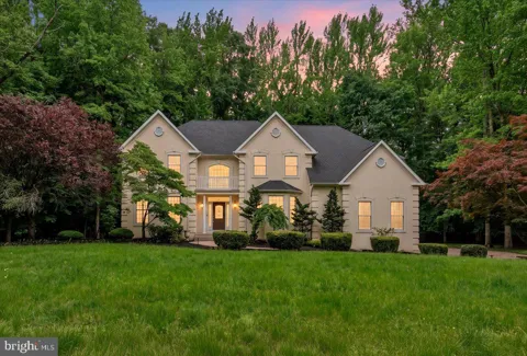 6 PINE ACRES DRIVE